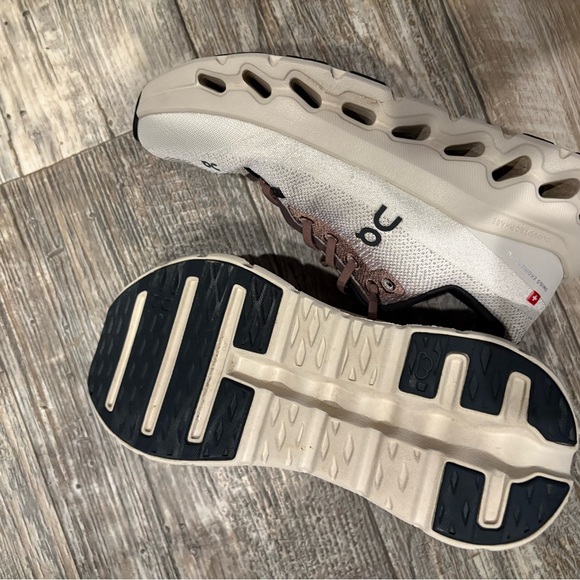 On Running White and Brown Sneakers with CloudTec Technology - Picture 3 of 6